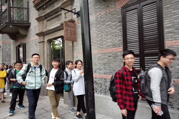 1511499956918341.png 112aa.png