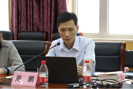 1561001287118595.png 欧美a片
春季学期基层党建工作研讨会暨第四次党支部书记例会召开193.png